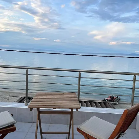 Nikogroup Loukas Apartamento *